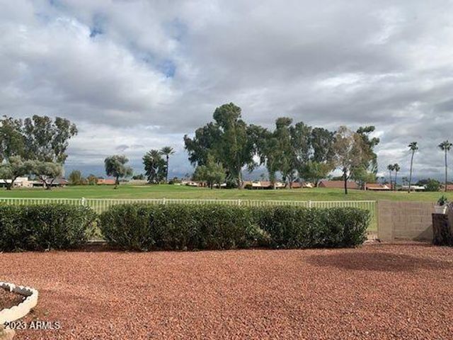 9466 E SUN LAKES Boulevard N, Sun Lakes, AZ 85248