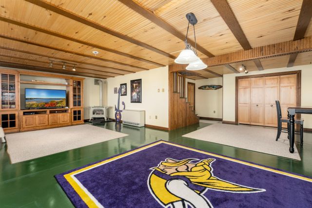 6322 Highland Scenic Road, Baxter, MN 56425