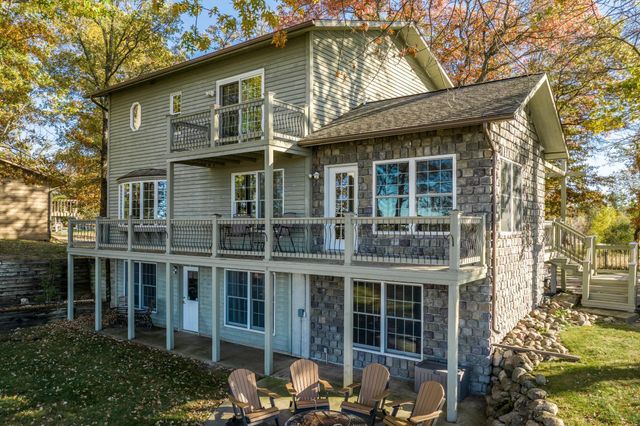 6322 Highland Scenic Road, Baxter, MN 56425