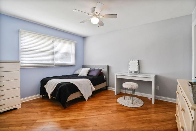 361 Sandwood Court, Valparaiso, IN 46383