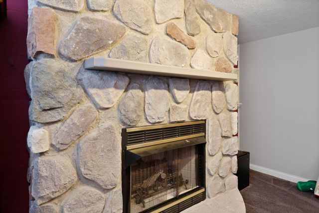 361 Sandwood Court, Valparaiso, IN 46383
