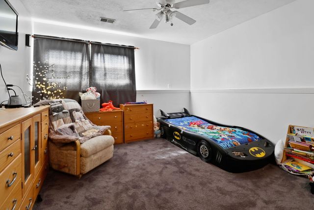 361 Sandwood Court, Valparaiso, IN 46383
