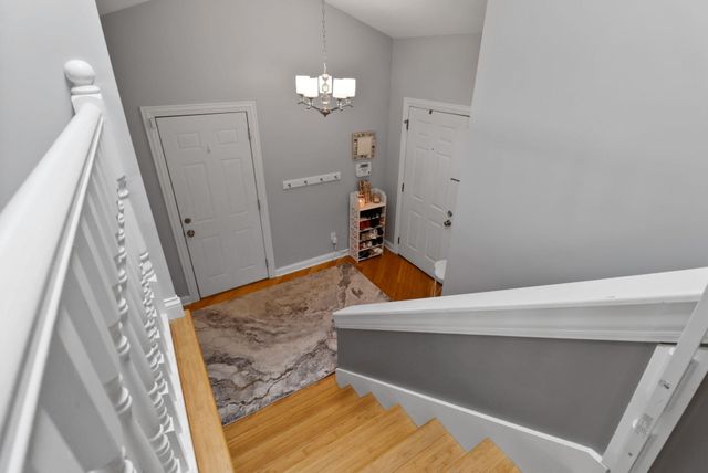 361 Sandwood Court, Valparaiso, IN 46383