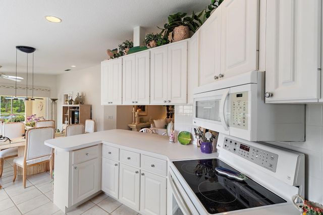 8240 SE Paurotis Lane, Hobe Sound, FL 33455