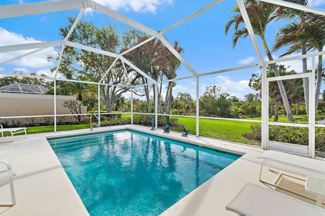 8240 SE Paurotis Lane, Hobe Sound, FL 33455