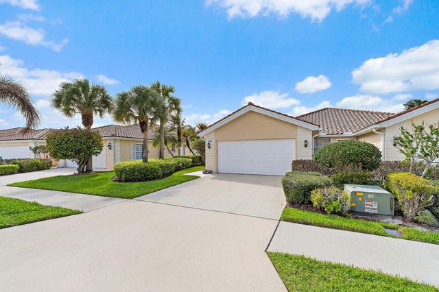 8240 SE Paurotis Lane, Hobe Sound, FL 33455
