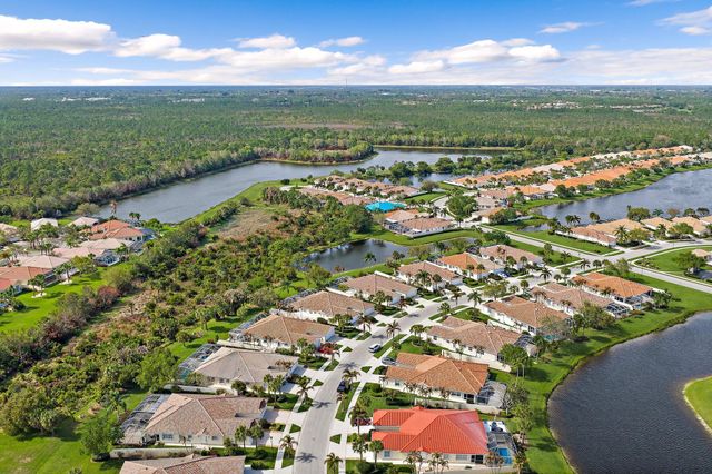 8240 SE Paurotis Lane, Hobe Sound, FL 33455