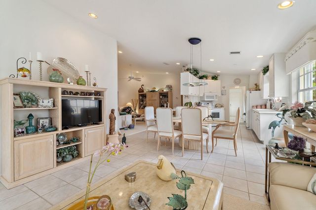 8240 SE Paurotis Lane, Hobe Sound, FL 33455