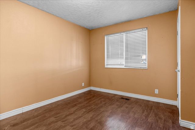 3633 S TOOLSON DR, Magna, UT 84044