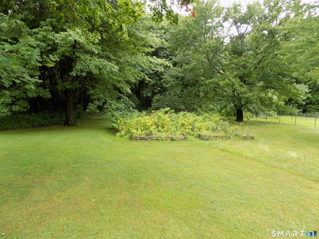 67 West District Road, Farmington, CT 06085