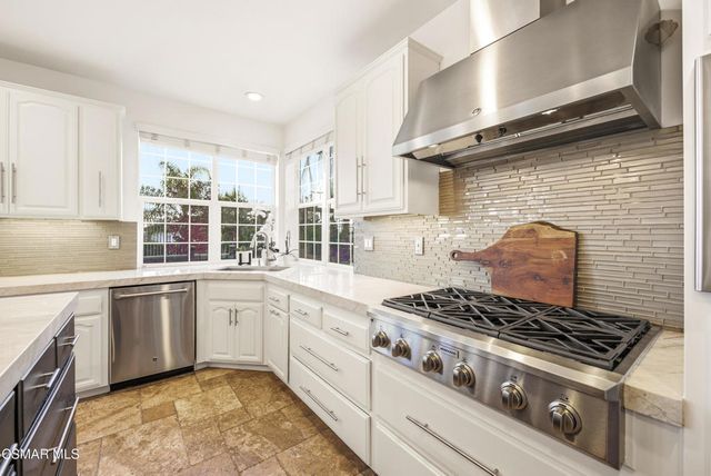 2424 Springbrook Street, Thousand Oaks, CA 91362