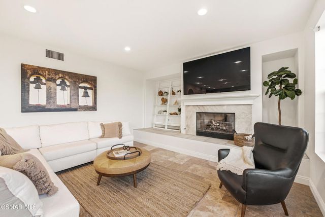 2424 Springbrook Street, Thousand Oaks, CA 91362