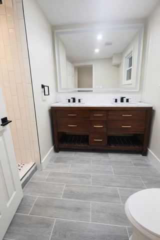 40 Alpha Rd 2, Boston, MA 02124