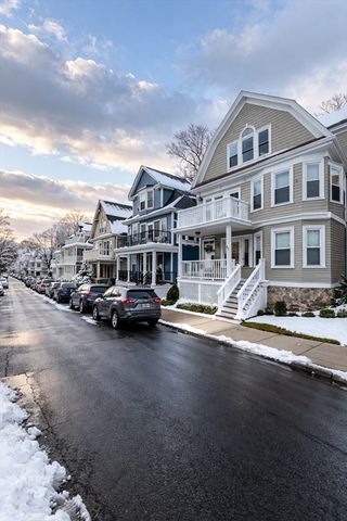 40 Alpha Rd 2, Boston, MA 02124