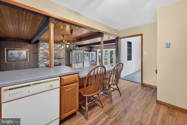 1180 BENNETT DR, Woodbury, NJ 08096