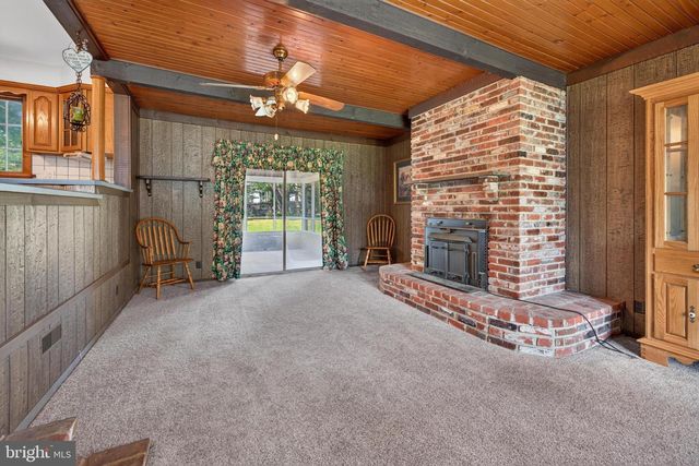 1180 BENNETT DR, Woodbury, NJ 08096