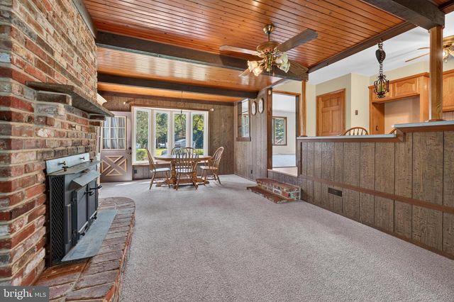 1180 BENNETT DR, Woodbury, NJ 08096