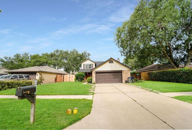 423 Old Colony Drive, Richmond, TX 77406