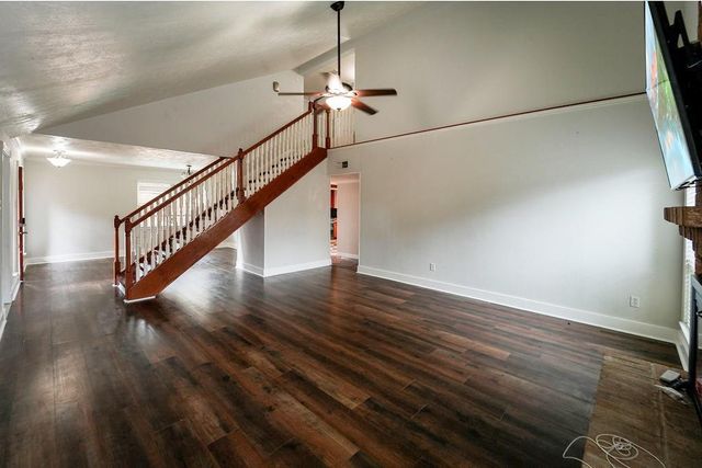423 Old Colony Drive, Richmond, TX 77406
