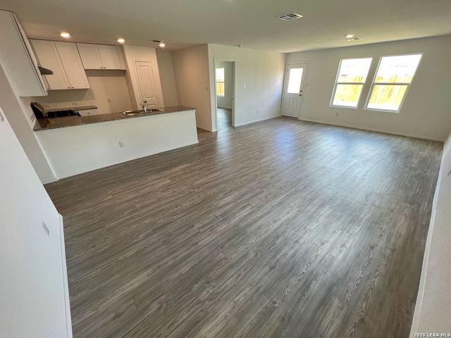2902 Shore Lark, New Braunfels, TX 78130