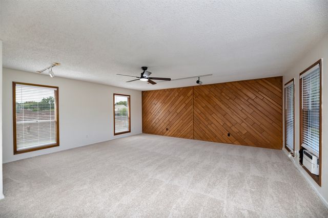 2621 Pinehurst Drive, Plano, TX 75075