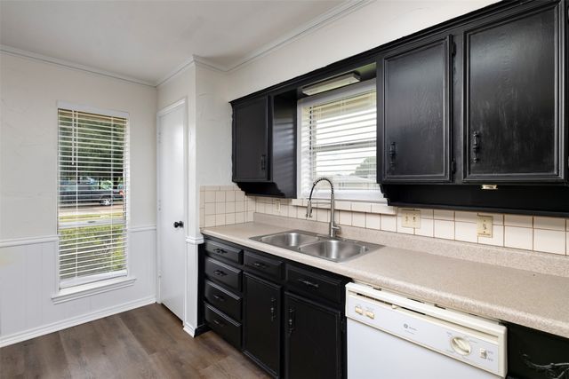 2621 Pinehurst Drive, Plano, TX 75075