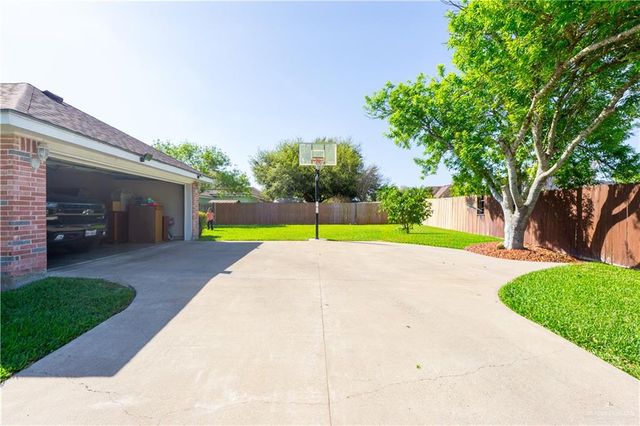 1626 Fairfield Drive, Harlingen, TX 78550