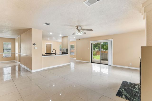 1300 Chalk LN, Cedar Park, TX 78613