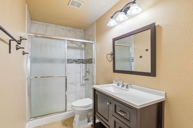 1300 Chalk LN, Cedar Park, TX 78613
