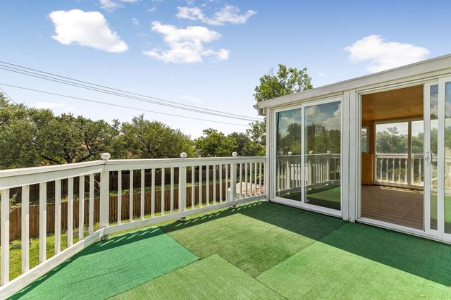1300 Chalk LN, Cedar Park, TX 78613