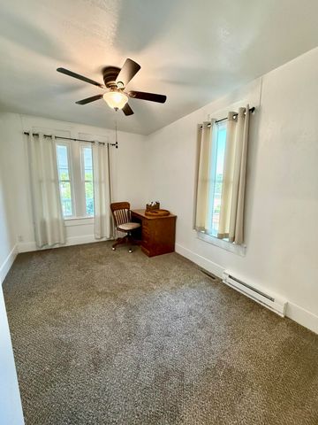 305 E Webster Avenue, Ava, MO 65608