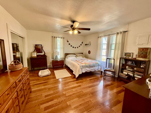 305 E Webster Avenue, Ava, MO 65608