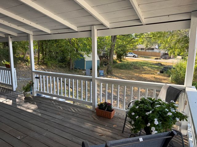 305 E Webster Avenue, Ava, MO 65608