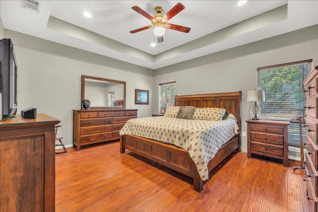 9645 Oak Meadow Lane, Pilot Point, TX 76258