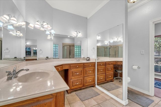 9645 Oak Meadow Lane, Pilot Point, TX 76258