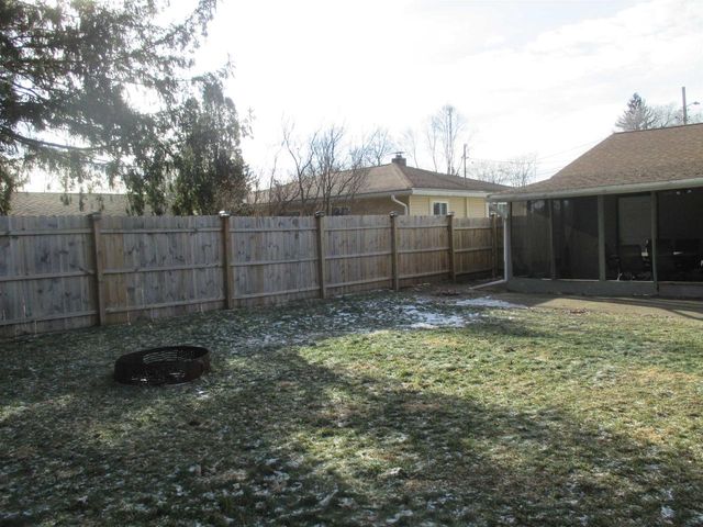 220 Douglas Avenue, Montello, WI 53949