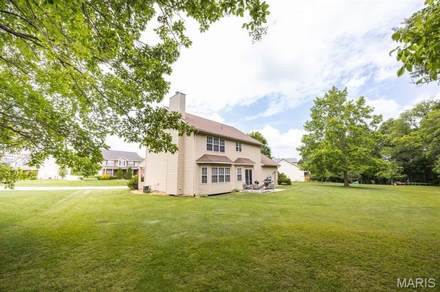1120 Red Hawk Ridge Lane, O'fallon, IL 62269
