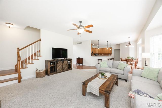 1120 Red Hawk Ridge Lane, O'fallon, IL 62269