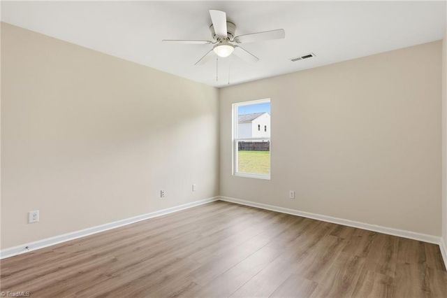282 Water Lily Circle, Winston-salem, NC 27107