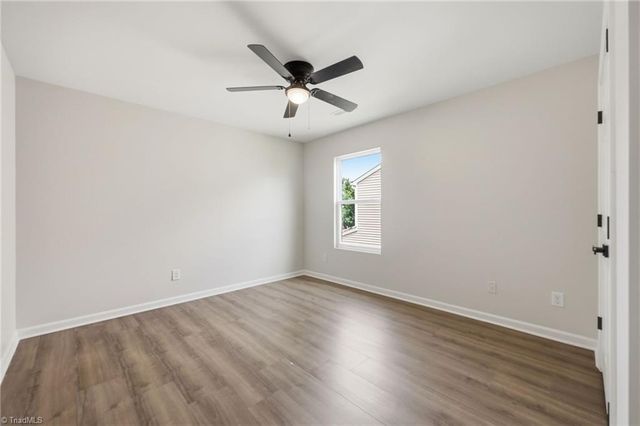282 Water Lily Circle, Winston-salem, NC 27107