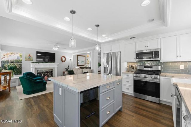 582 Fairfield Road, Simi Valley, CA 93065