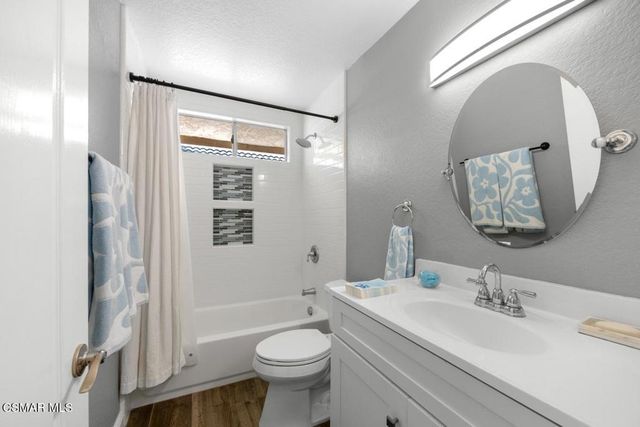 582 Fairfield Road, Simi Valley, CA 93065