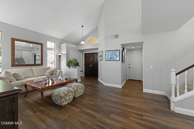 582 Fairfield Road, Simi Valley, CA 93065