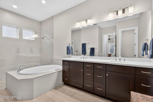 128 LAKEVIEW PASS Way, St. Johns, FL 32259