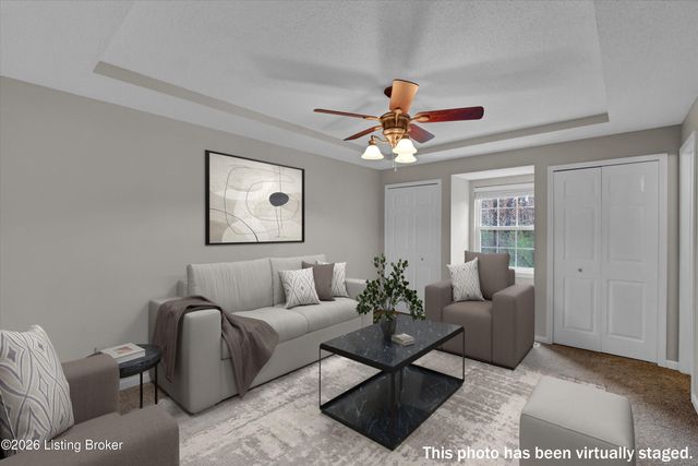 8814 Astrid Ave, Louisville, KY 40228