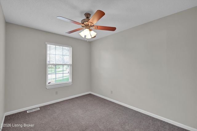 8814 Astrid Ave, Louisville, KY 40228