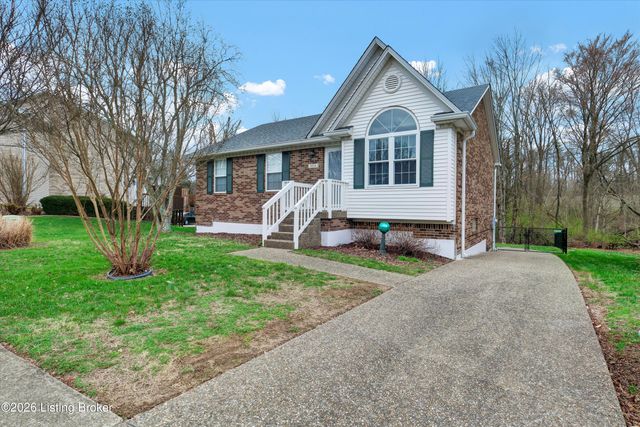 8814 Astrid Ave, Louisville, KY 40228