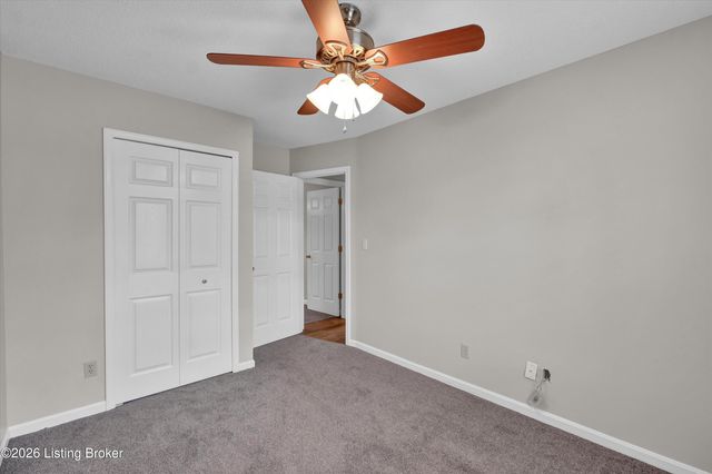 8814 Astrid Ave, Louisville, KY 40228