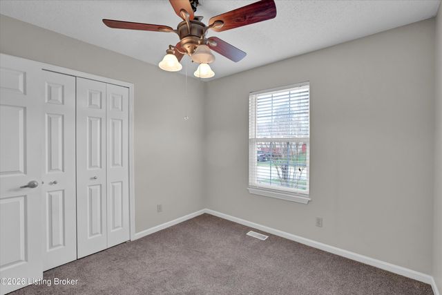 8814 Astrid Ave, Louisville, KY 40228