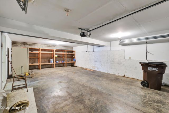 8814 Astrid Ave, Louisville, KY 40228